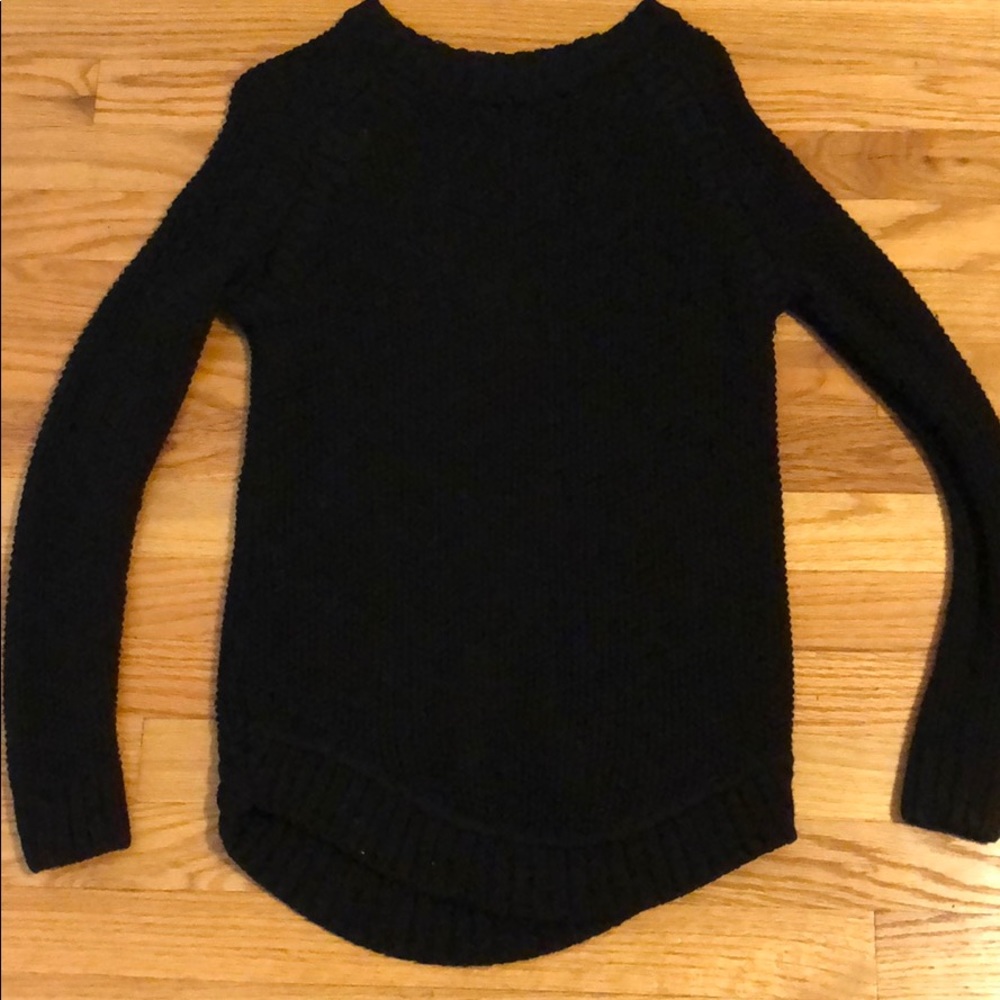 Lululemon black wool sweater size 2